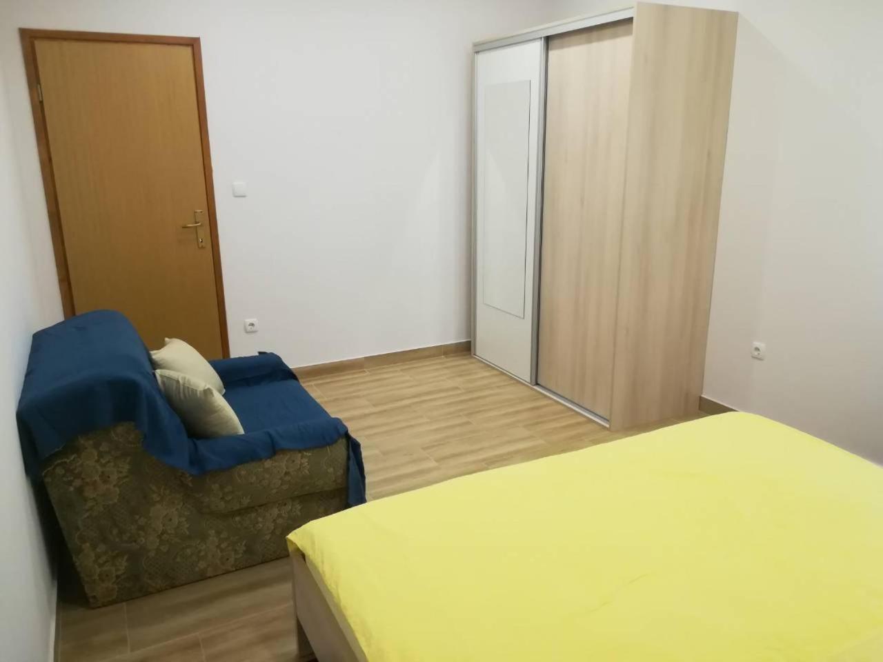 Apartman Turanj Zimmer foto